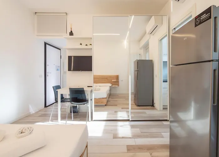 I-host - Cambiasi 8 * Milán
