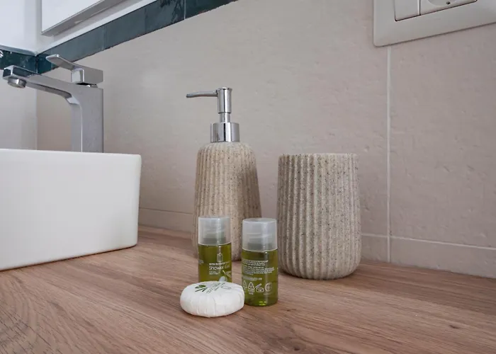 I-host - Cambiasi 8 Apartamento