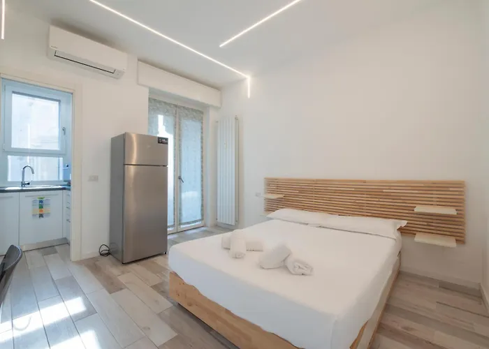 I-host - Cambiasi 8 Apartamento